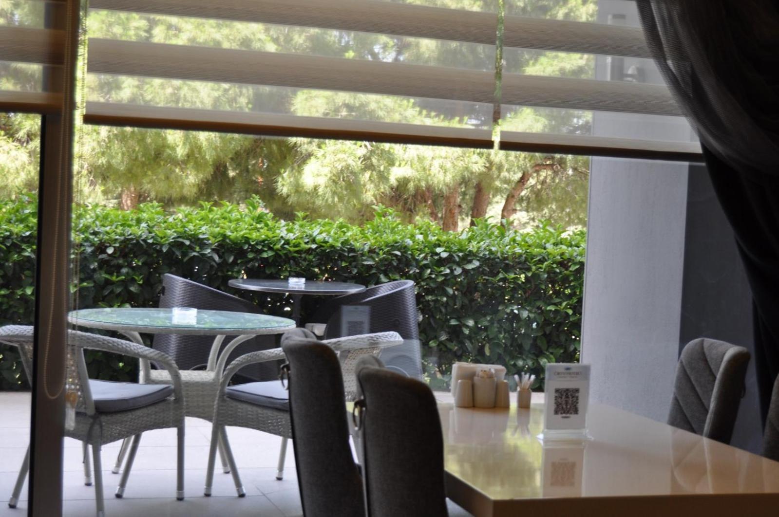 Orty Airport Hotel Izmir Exterior photo