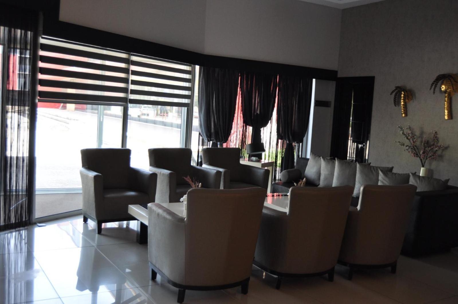Orty Airport Hotel Izmir Exterior photo